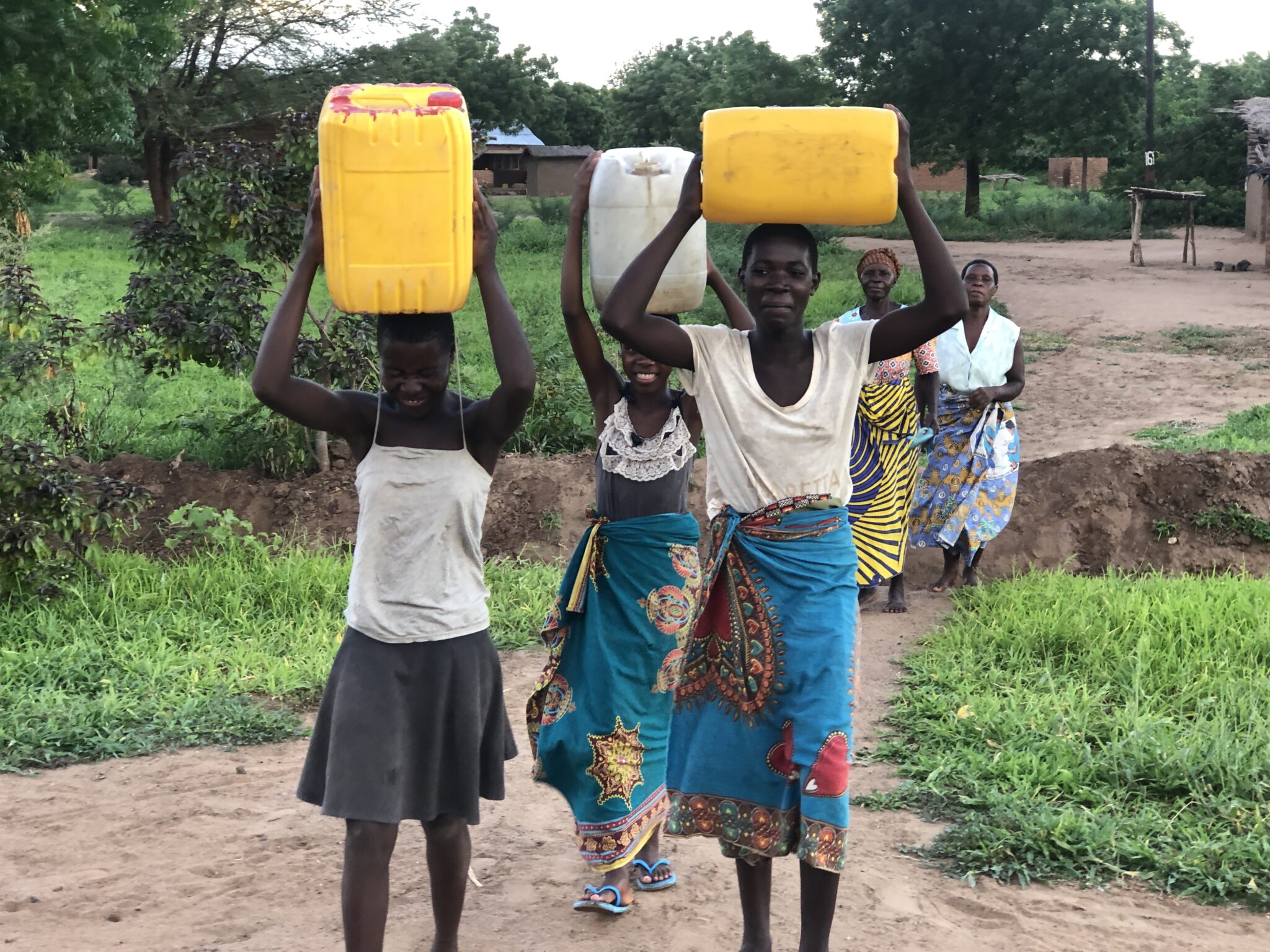 Help Drink Local, DrinkTap bring a Village Drill to Uganda – WHOlives